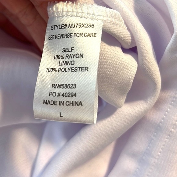 NWT Stilletto’s, Gorgeous White Eyelet Dress, Lightweight, Elegant,Timeless,L - Picture 13 of 16